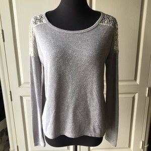 Grey long sleeve